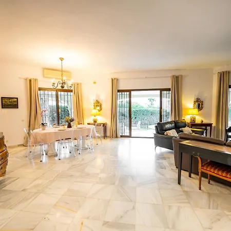 Chapas Playa Typical House. Holiday home Marbella